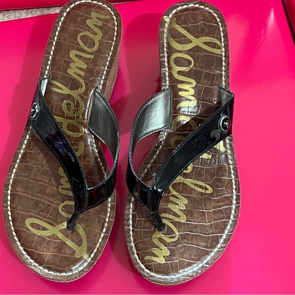 Sam Edelman Black Wedge Sandals EUC 6M - Picture 3 of 7